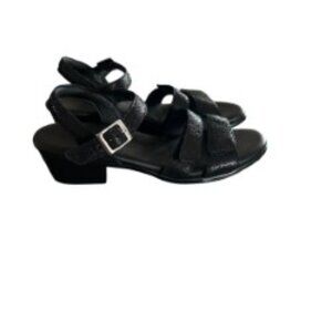SAS Savanna Black Heel Strap Sandal 7.5